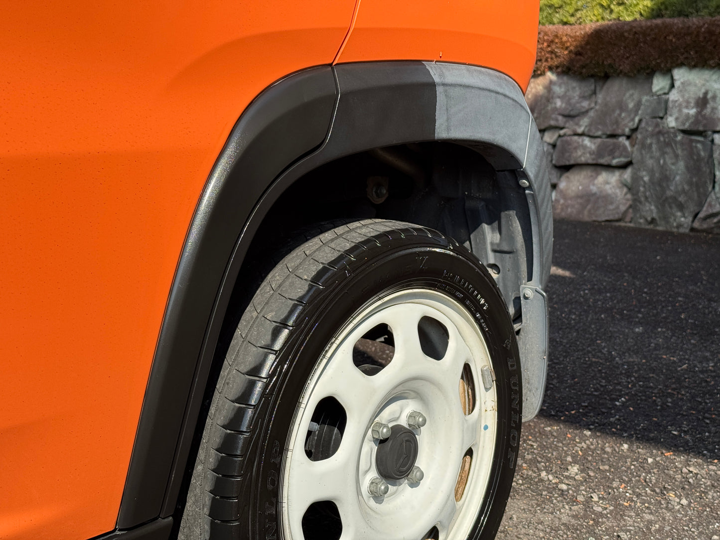 WW RUBBER & TRIM DRESSER　２００ML